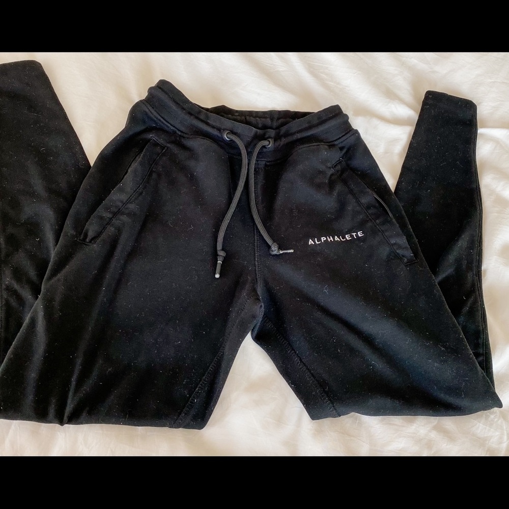 Alphalete joggers
